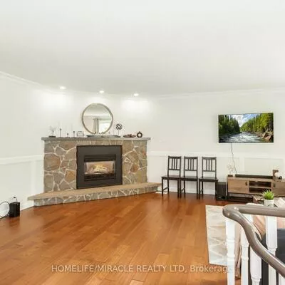 17, Kinsley, Nobleton, King