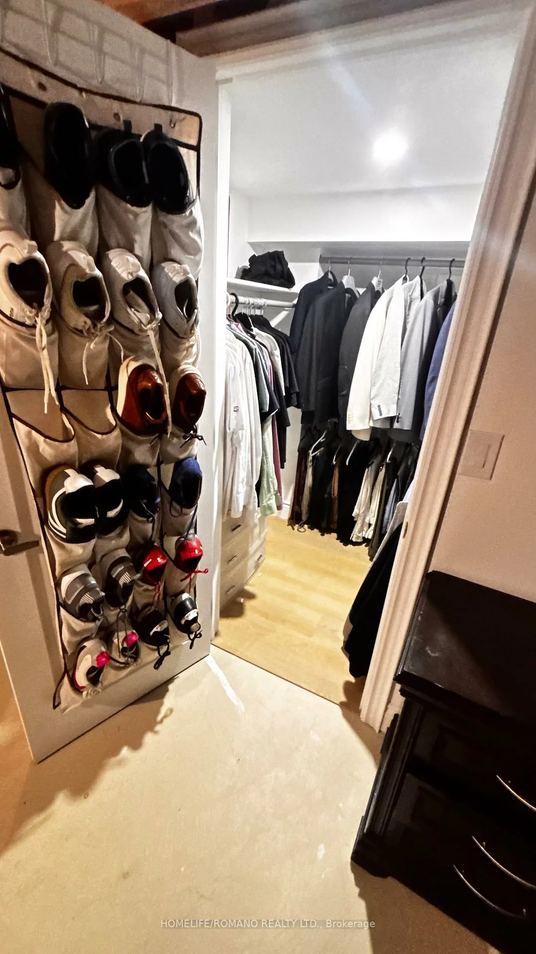 6, Bluff, Nobleton, King