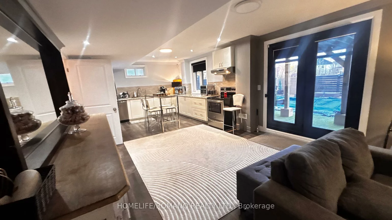 6, Bluff, Nobleton, King