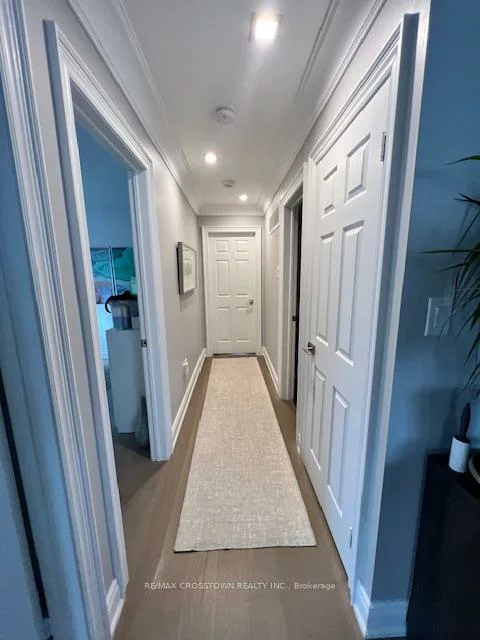 208, Roselena (Main Flr), Schomberg, King