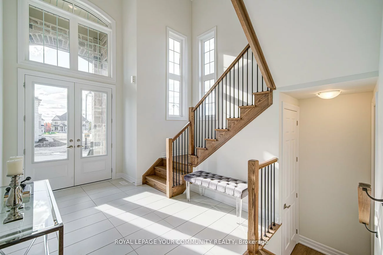 18, Shadyridge, King City, King