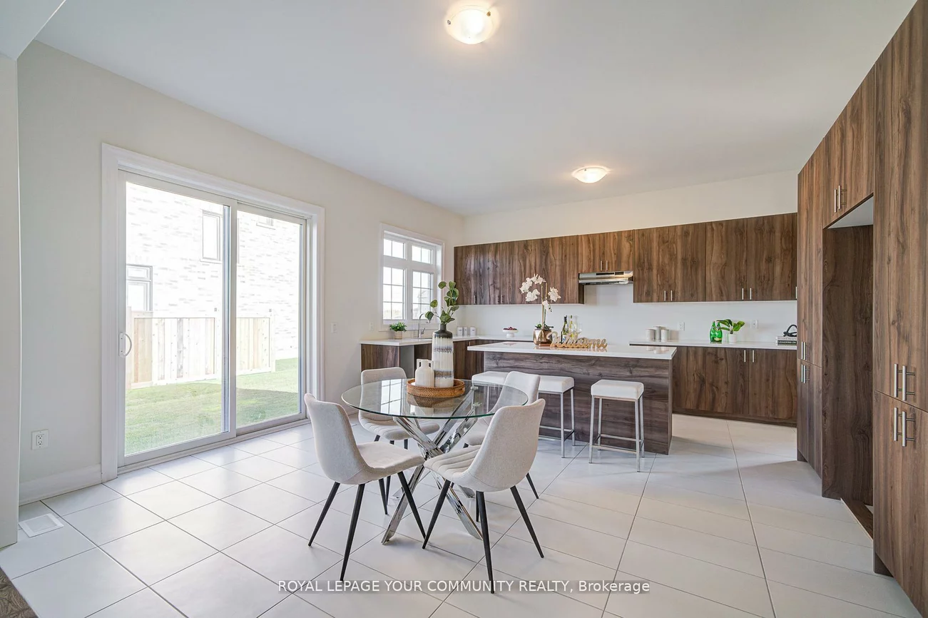 18, Shadyridge, King City, King