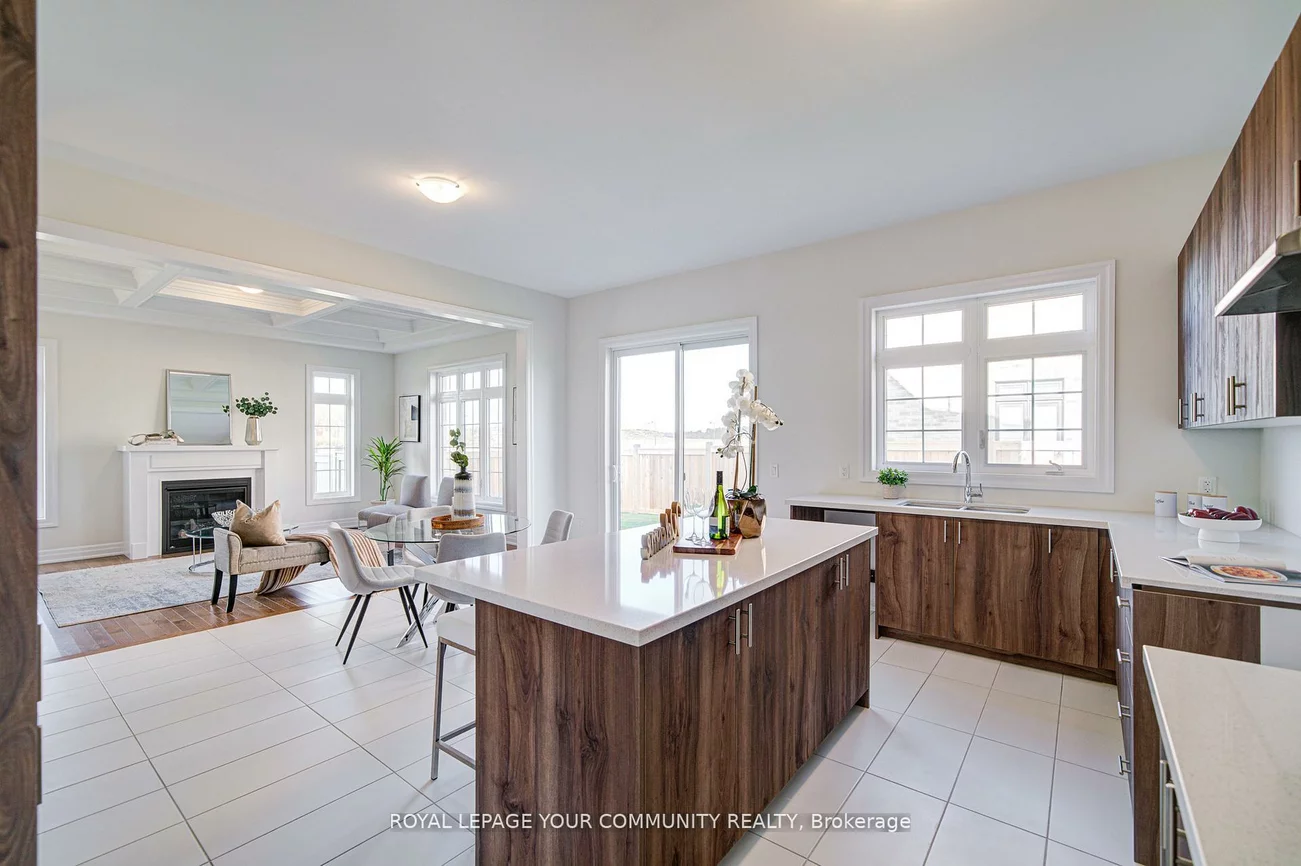 18, Shadyridge, King City, King