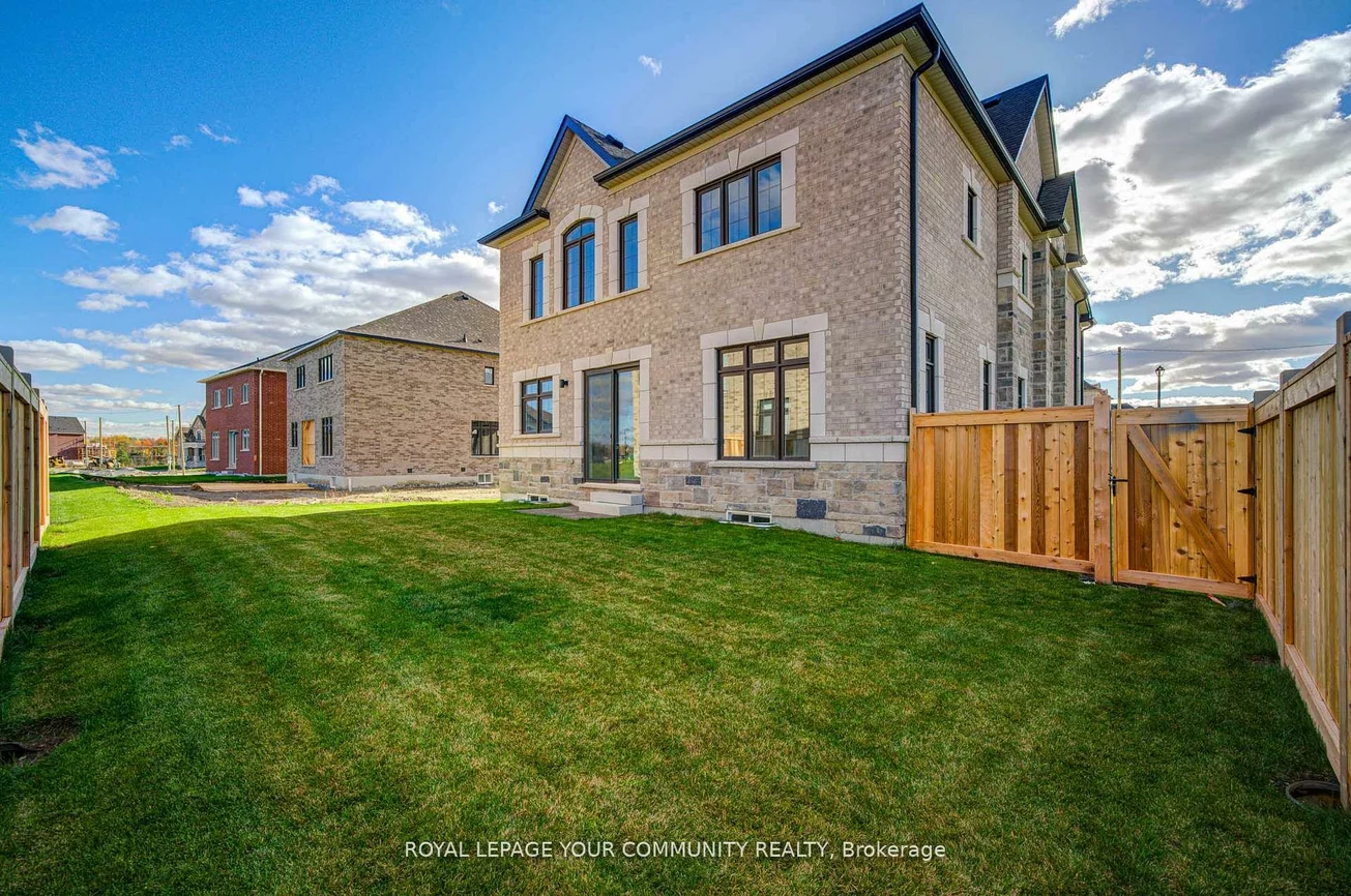 18, Shadyridge, King City, King