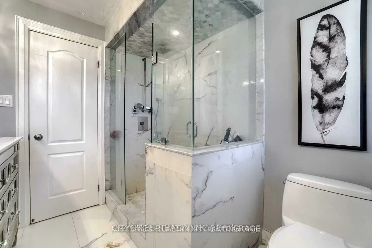 5890, 15th, Schomberg, King