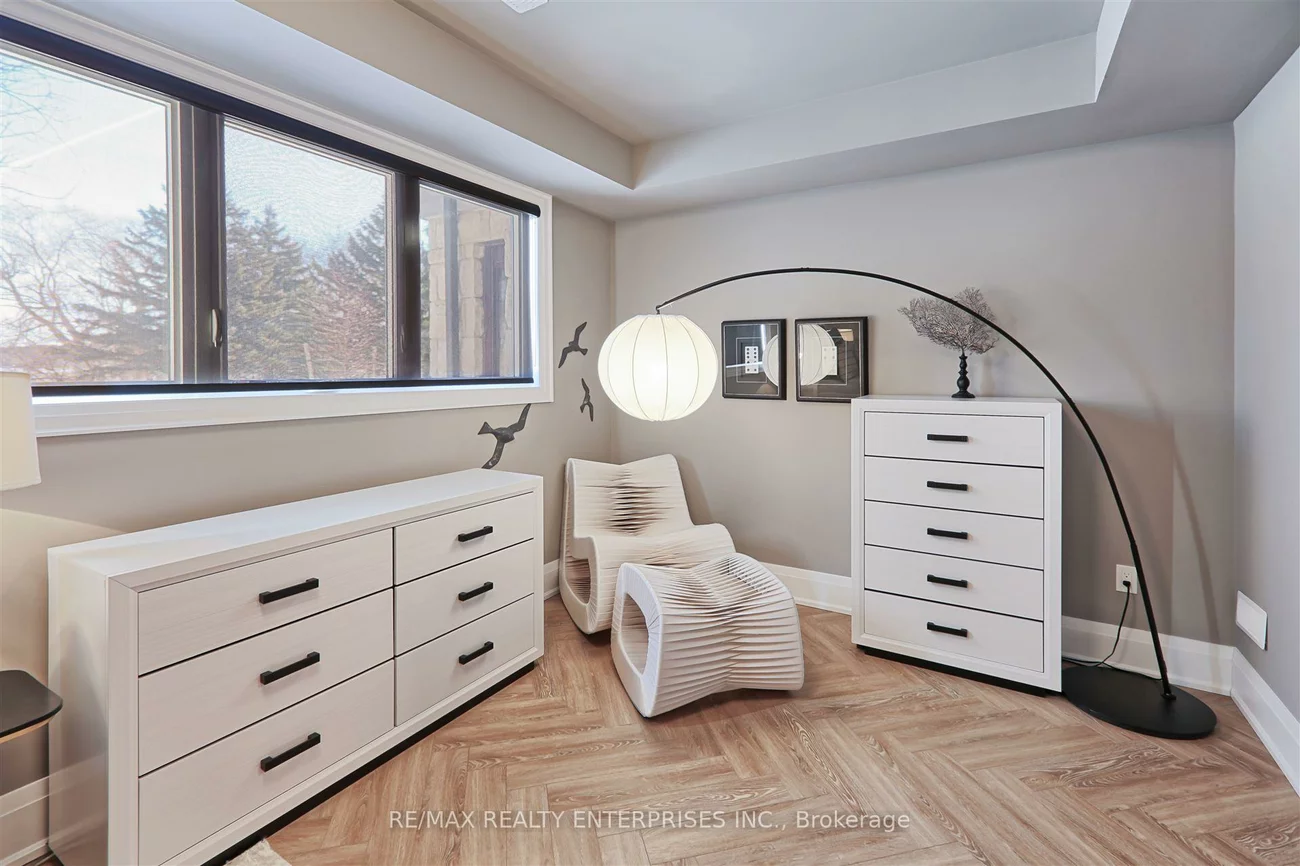 500, Warren, King City, King