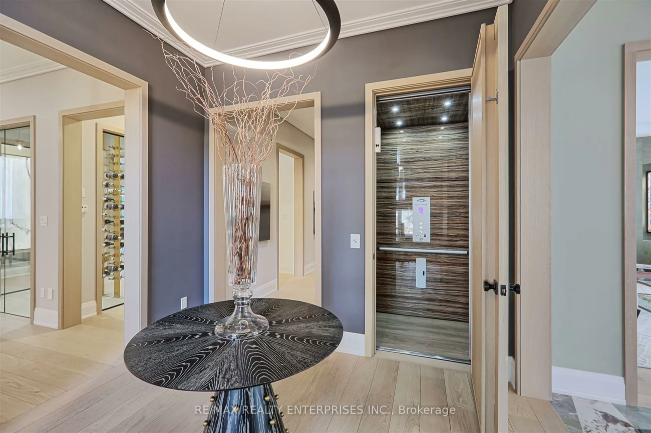 500, Warren, King City, King