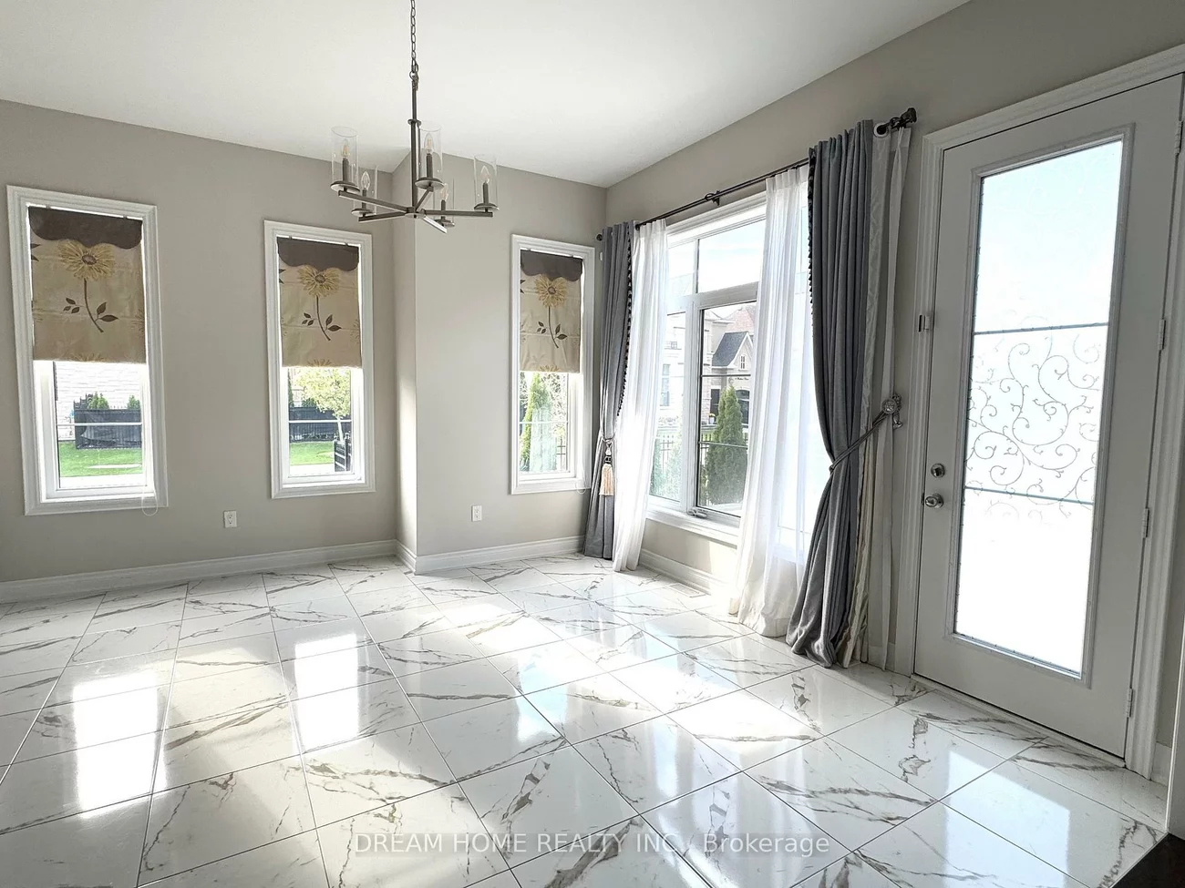 28, Larkin, Nobleton, King