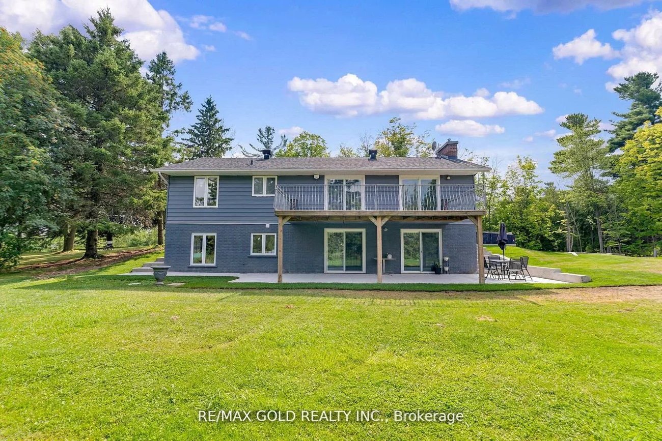 6820, 16th, Nobleton, King