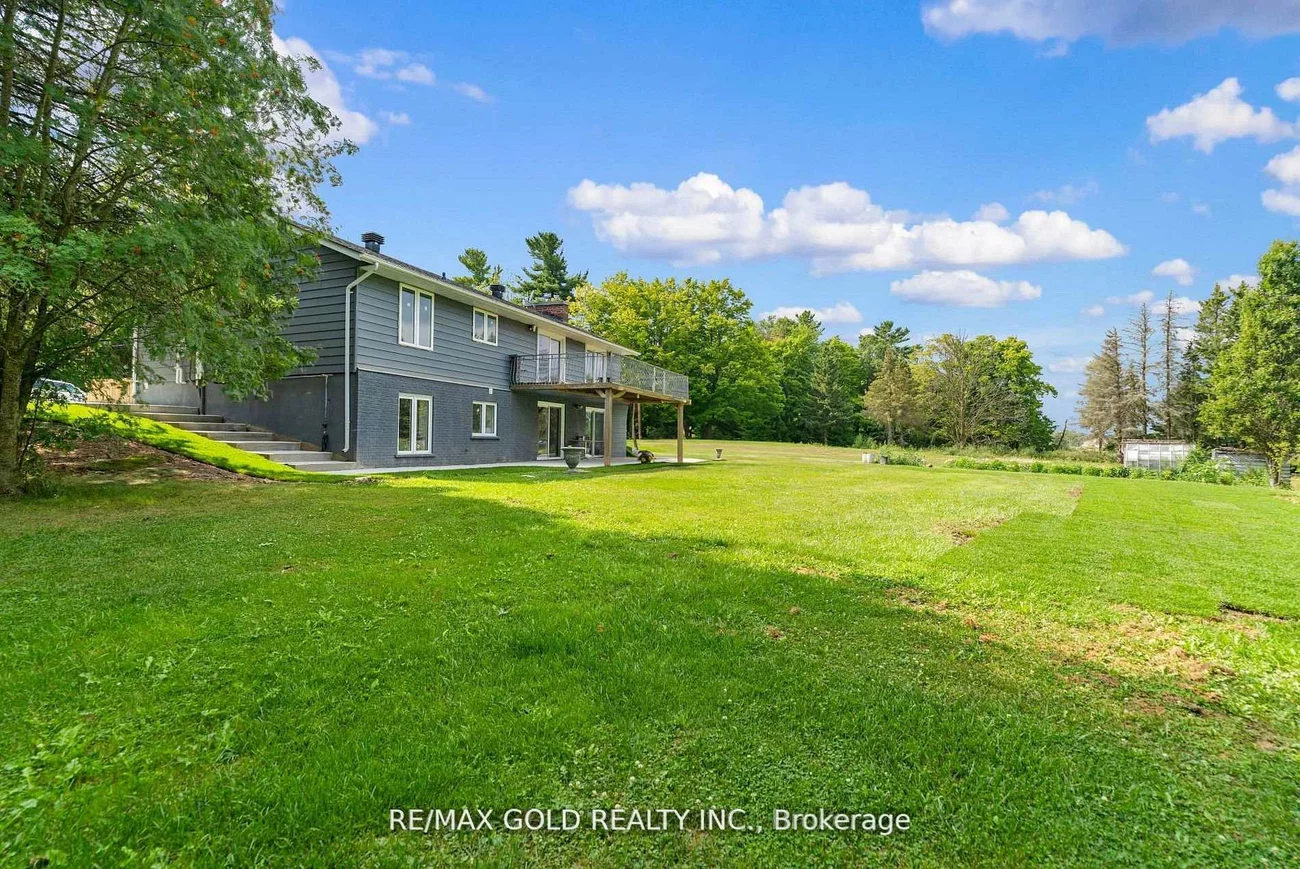 6820, 16th, Nobleton, King