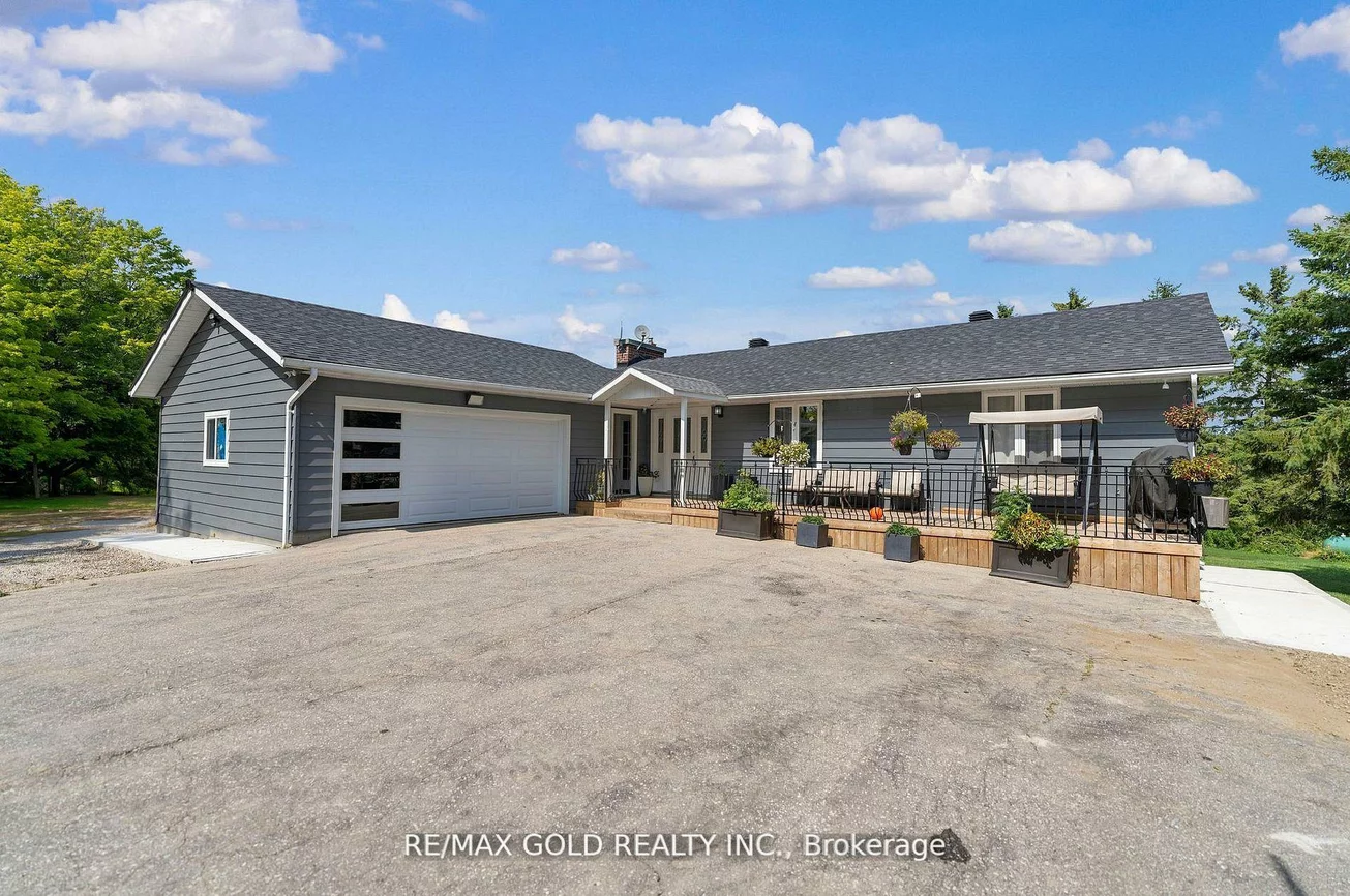 6820, 16th, Nobleton, King