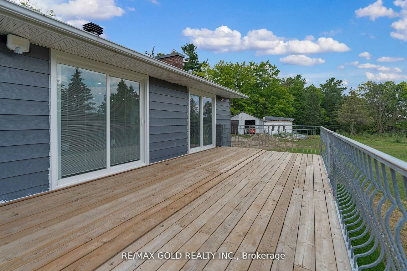 6820, 16th, Nobleton, King