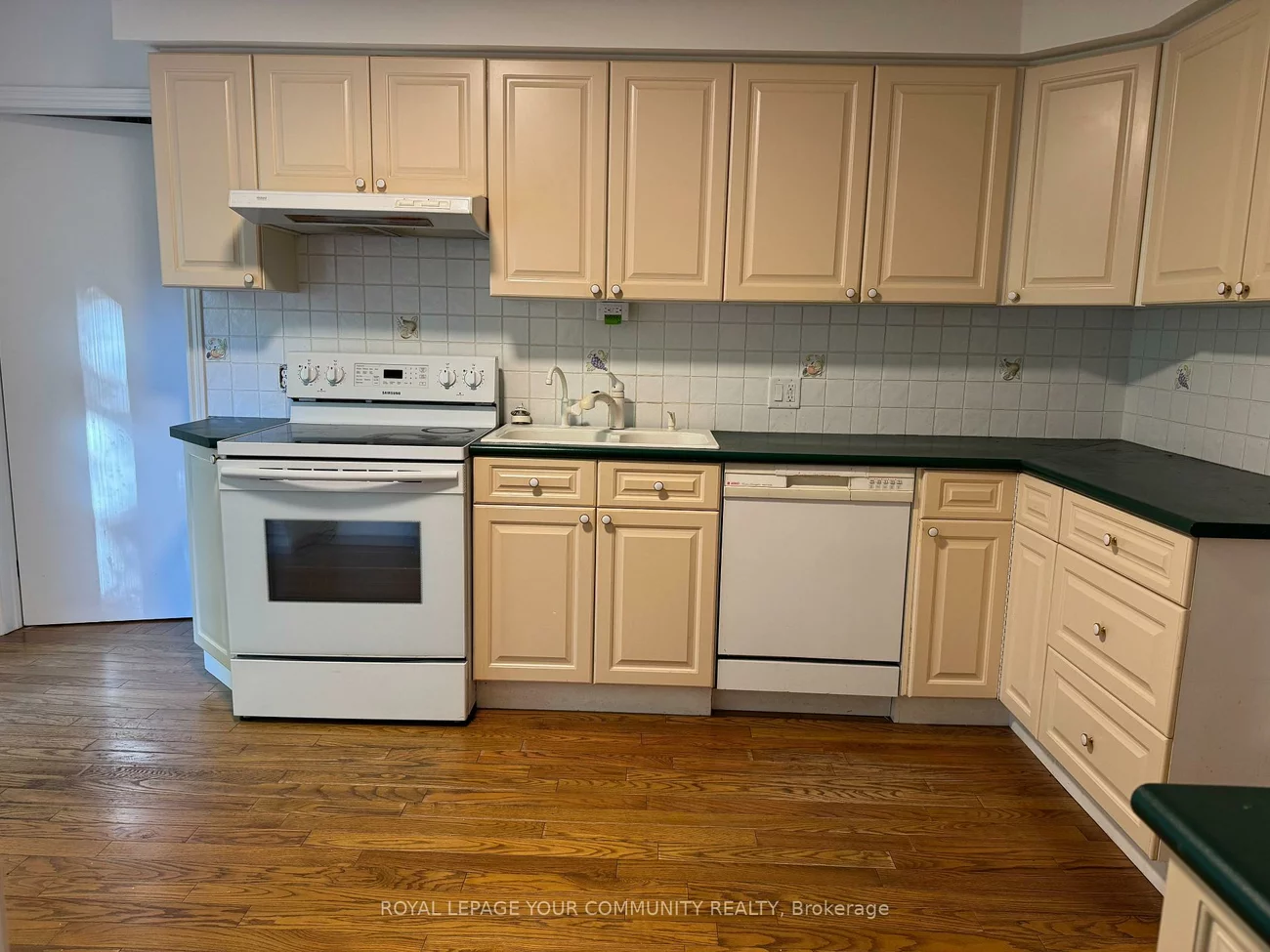 235, Banner, King City, King