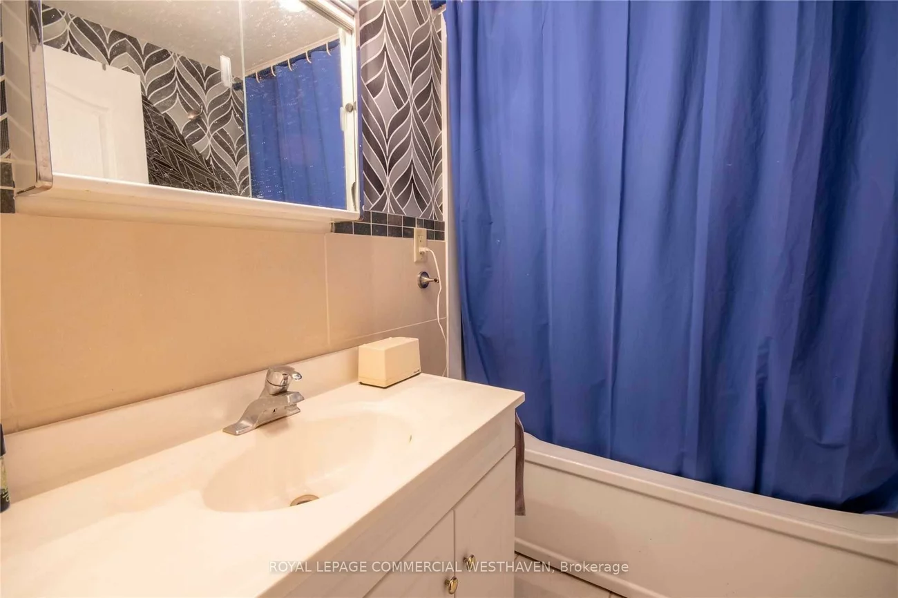 3015, Lloydtown Aurora, Rural King, King