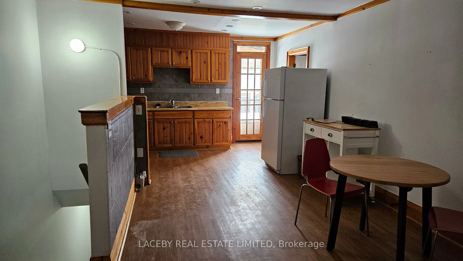 250, Main, Schomberg, King