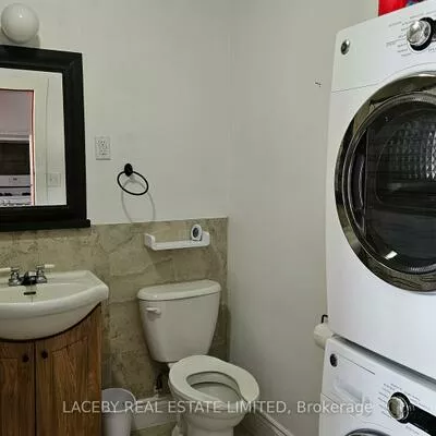 250, Main, Schomberg, King