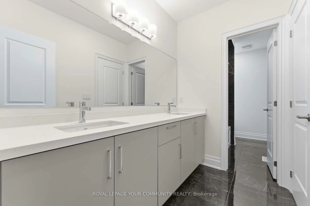 15, Saxby Farm, King City, King