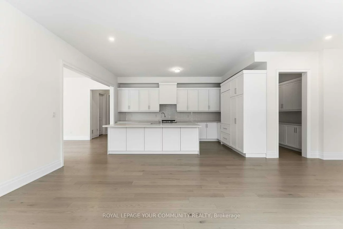 15, Saxby Farm, King City, King