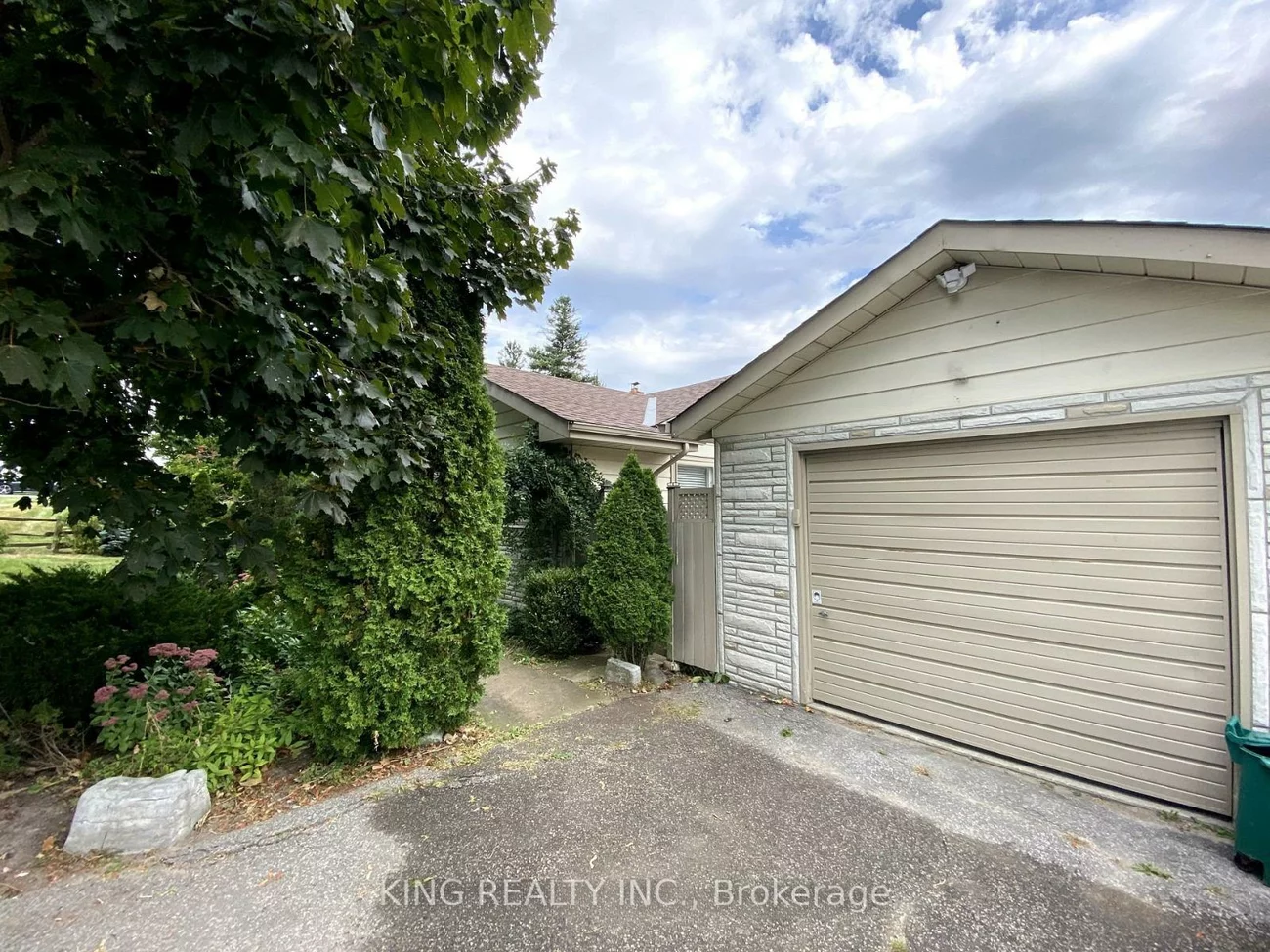 16605, Jane, Rural King, King