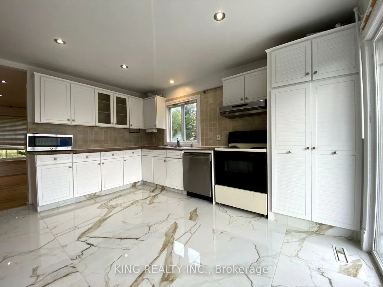 16605, Jane, Rural King, King