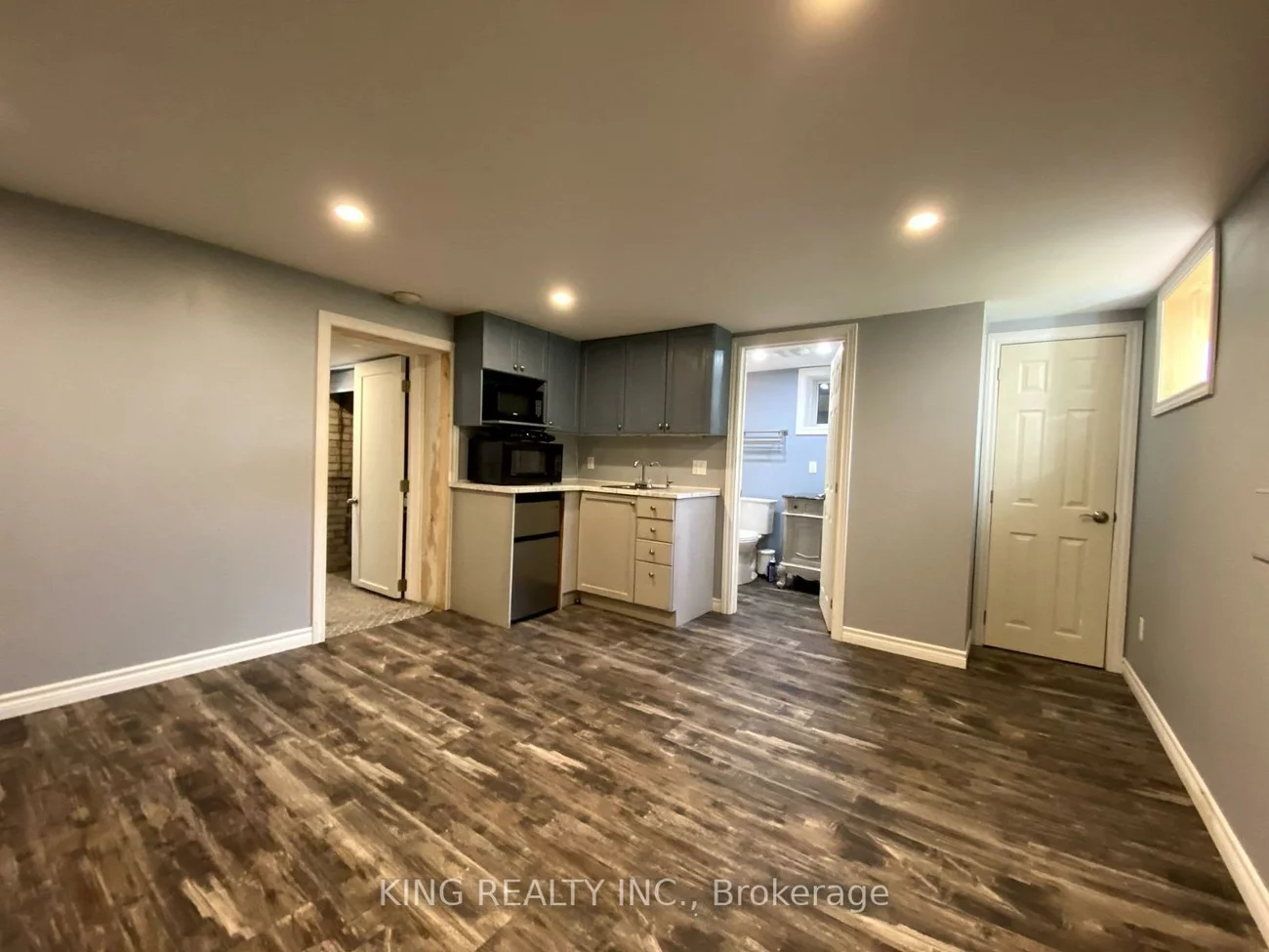 16605, Jane, Rural King, King