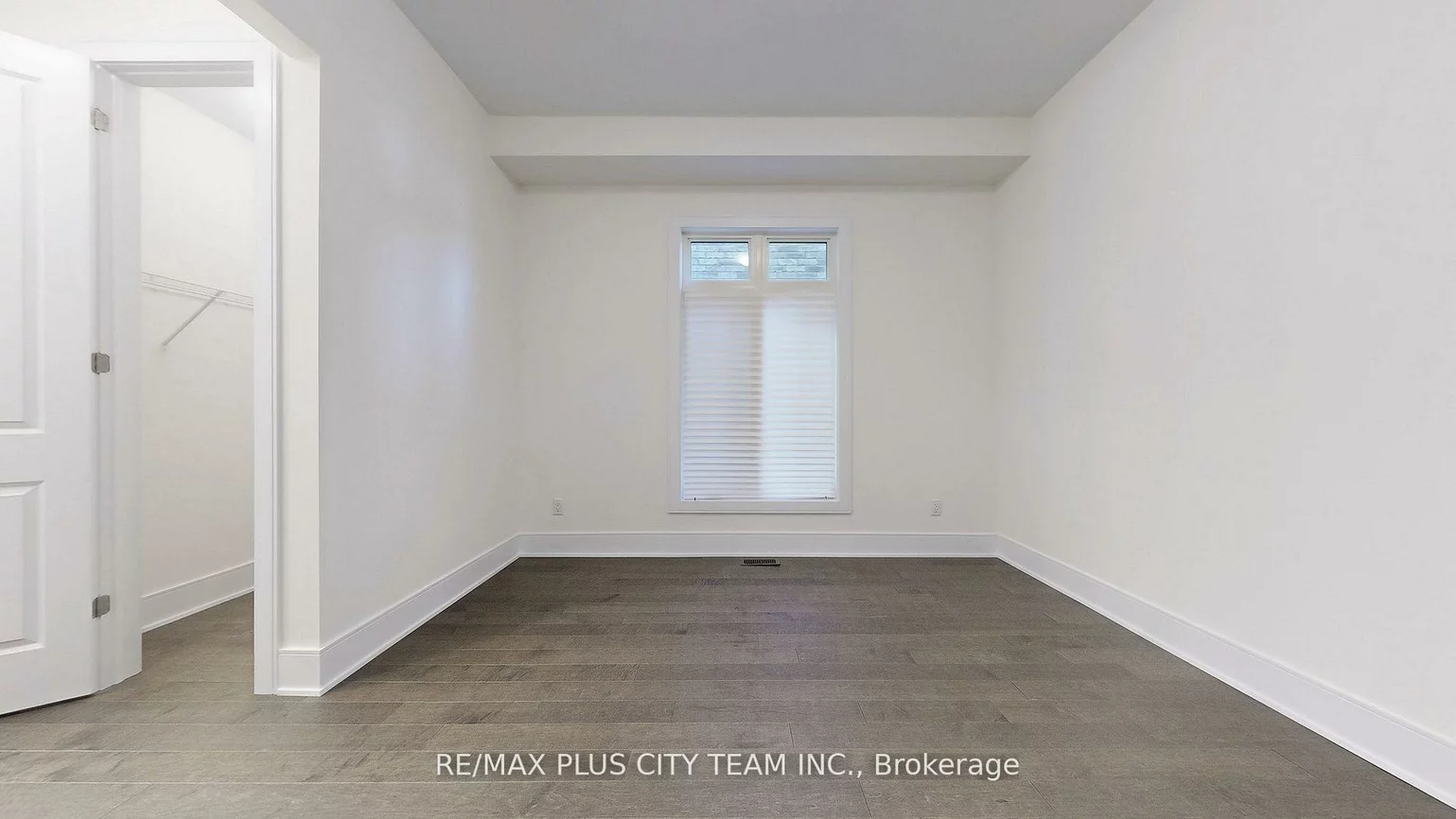 8, Saxby Farm, King City, King