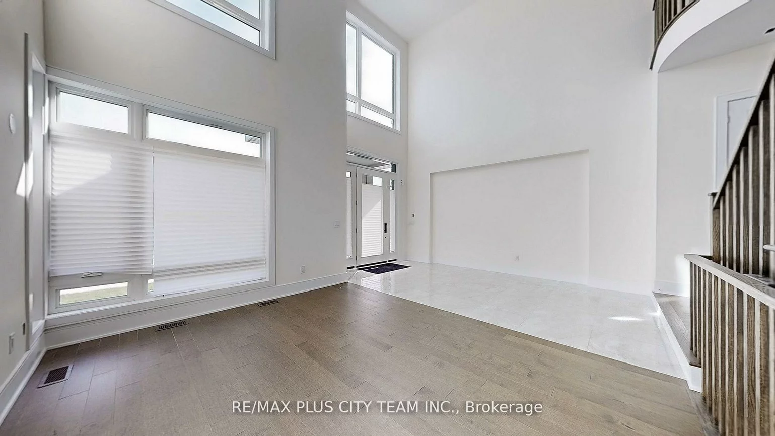 8, Saxby Farm, King City, King