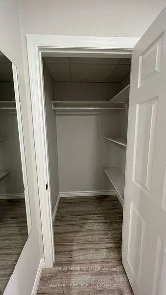 9, Claudview, King City, King