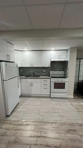 9, Claudview, King City, King