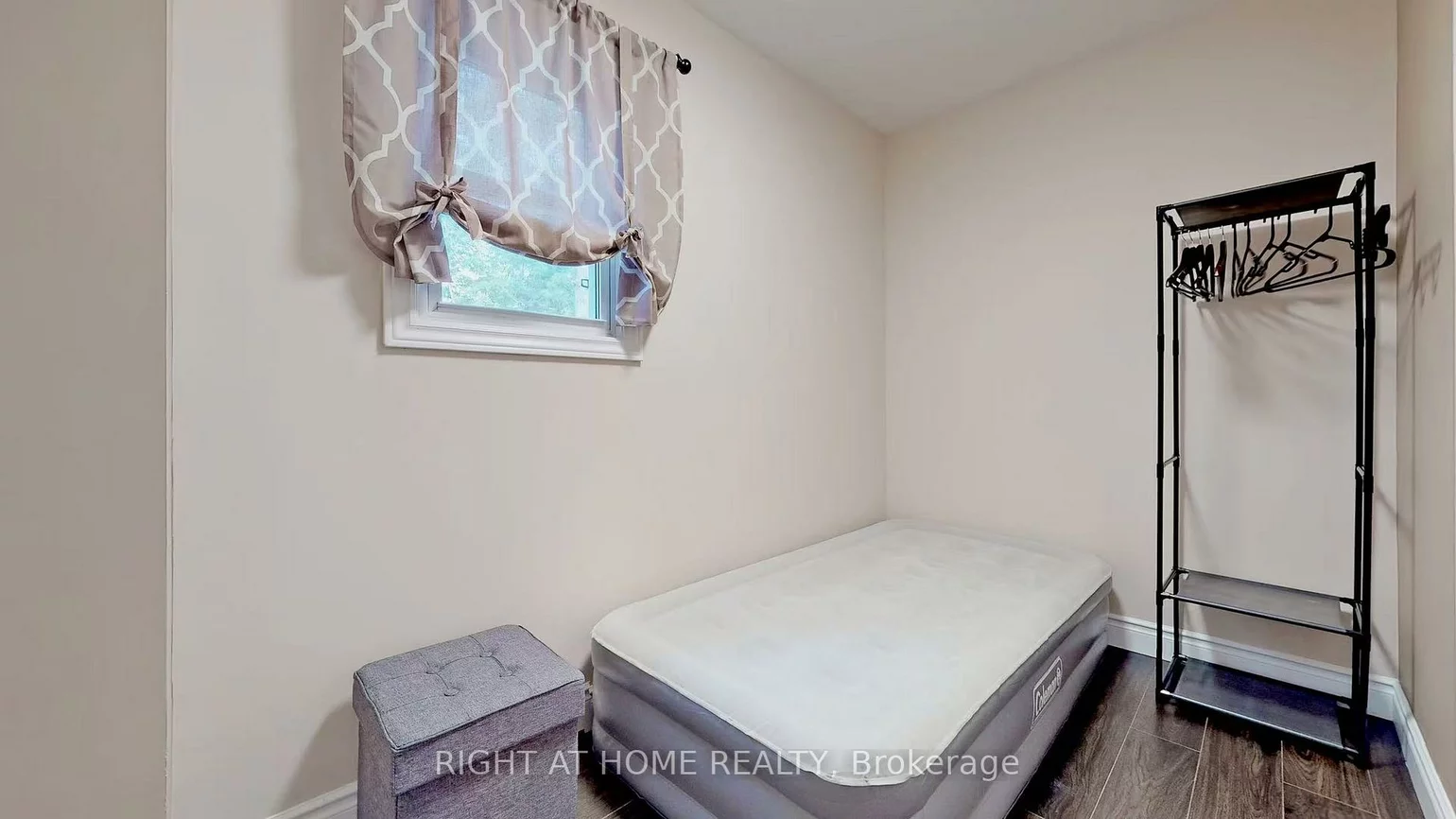 16675, Keele, Rural King, King