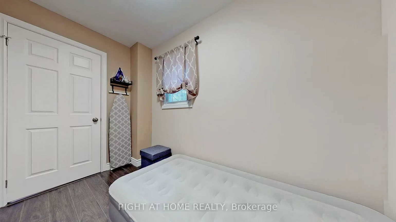 16675, Keele, Rural King, King