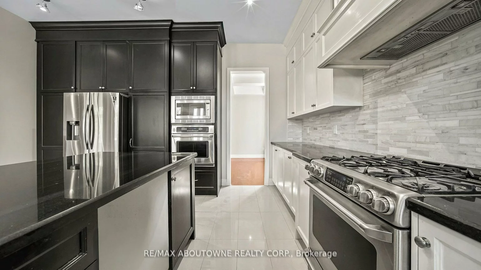 129, Robert Berry, King City, King