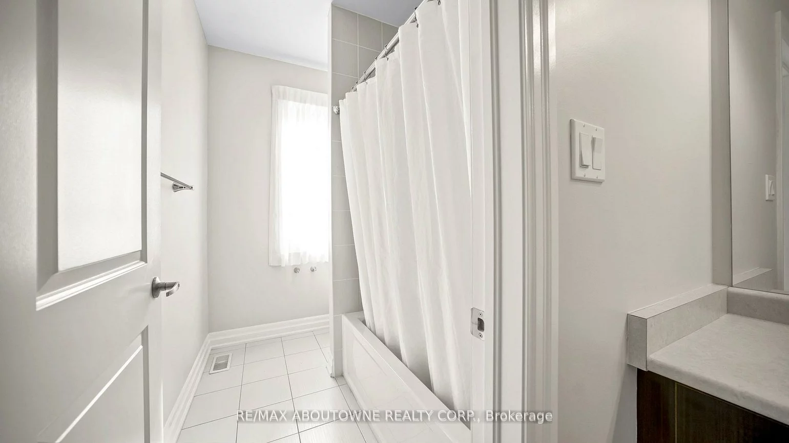 129, Robert Berry, King City, King