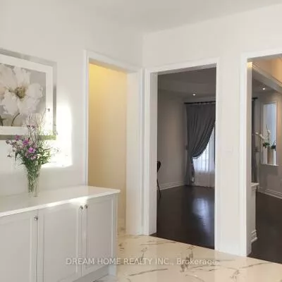 28, Larkin, Nobleton, King