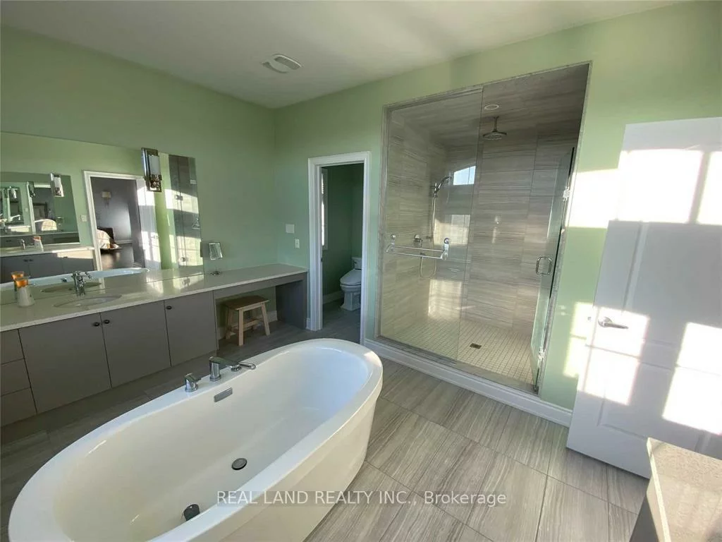 2, Castle Mountain, Nobleton, King