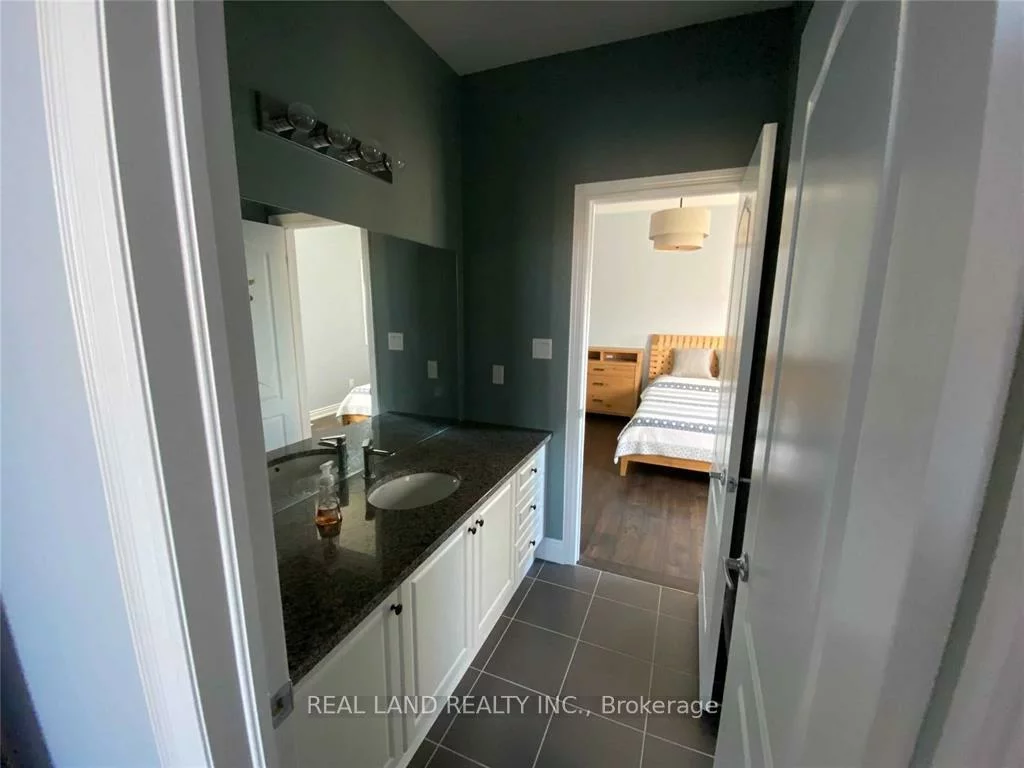 2, Castle Mountain, Nobleton, King