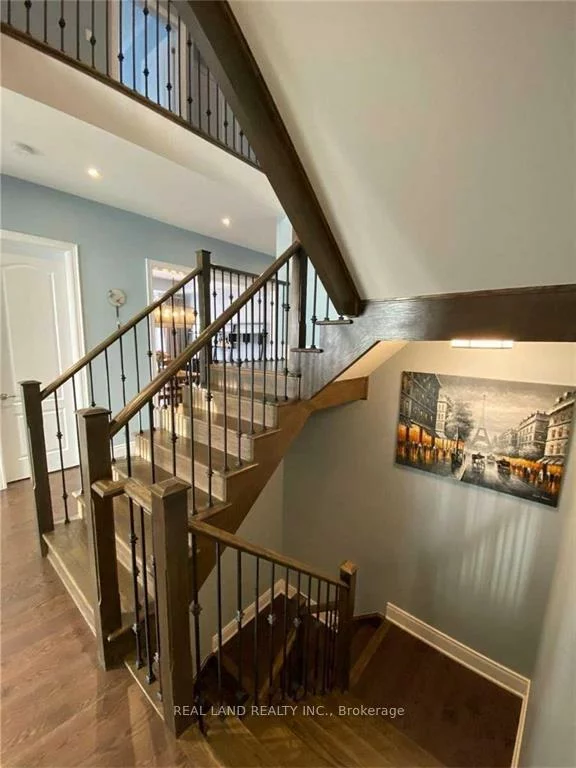 2, Castle Mountain, Nobleton, King