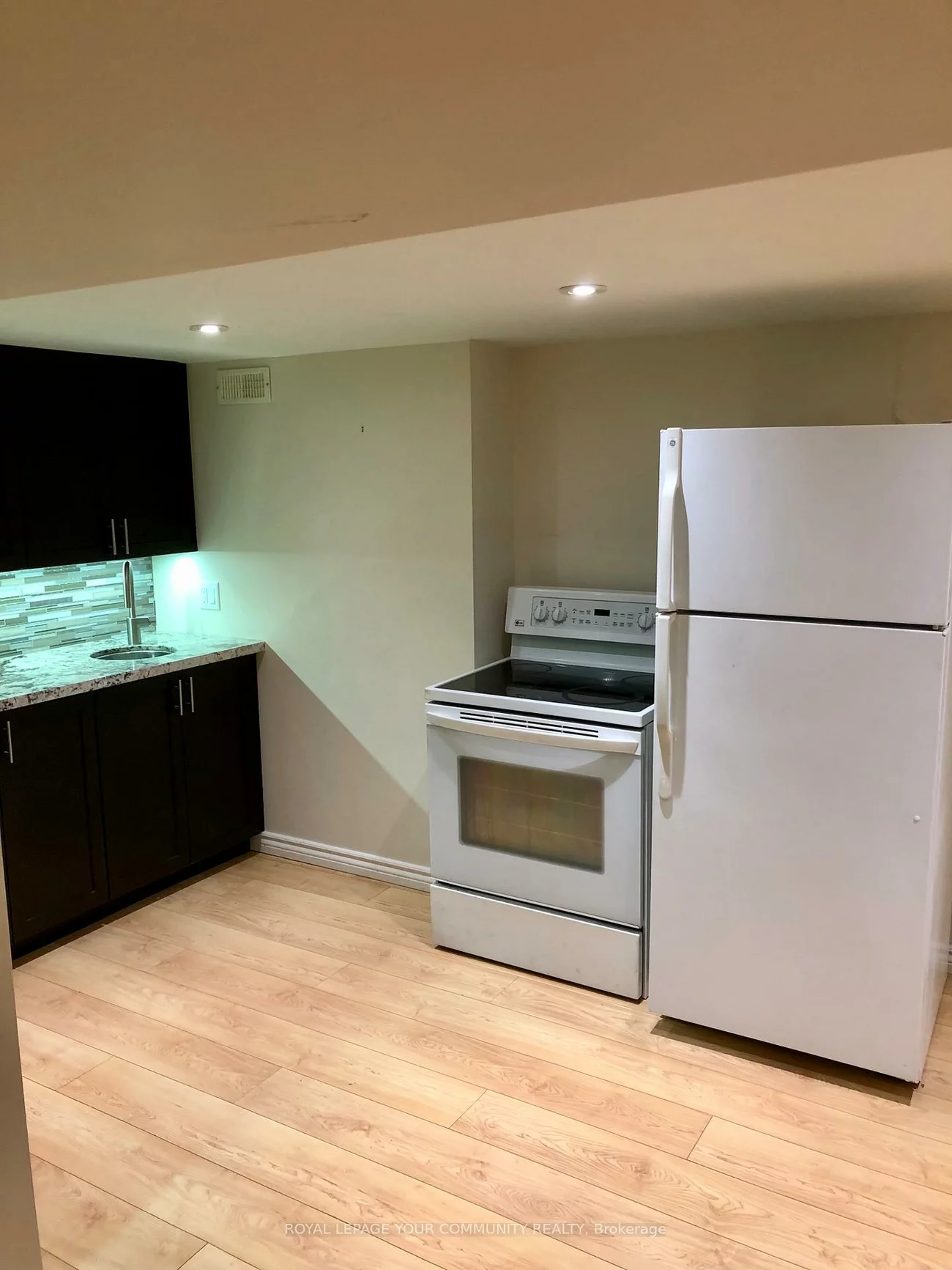 134, James, King City, King