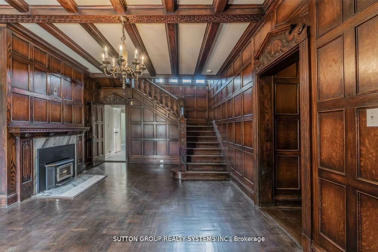 13284, Bathurst, King City, King