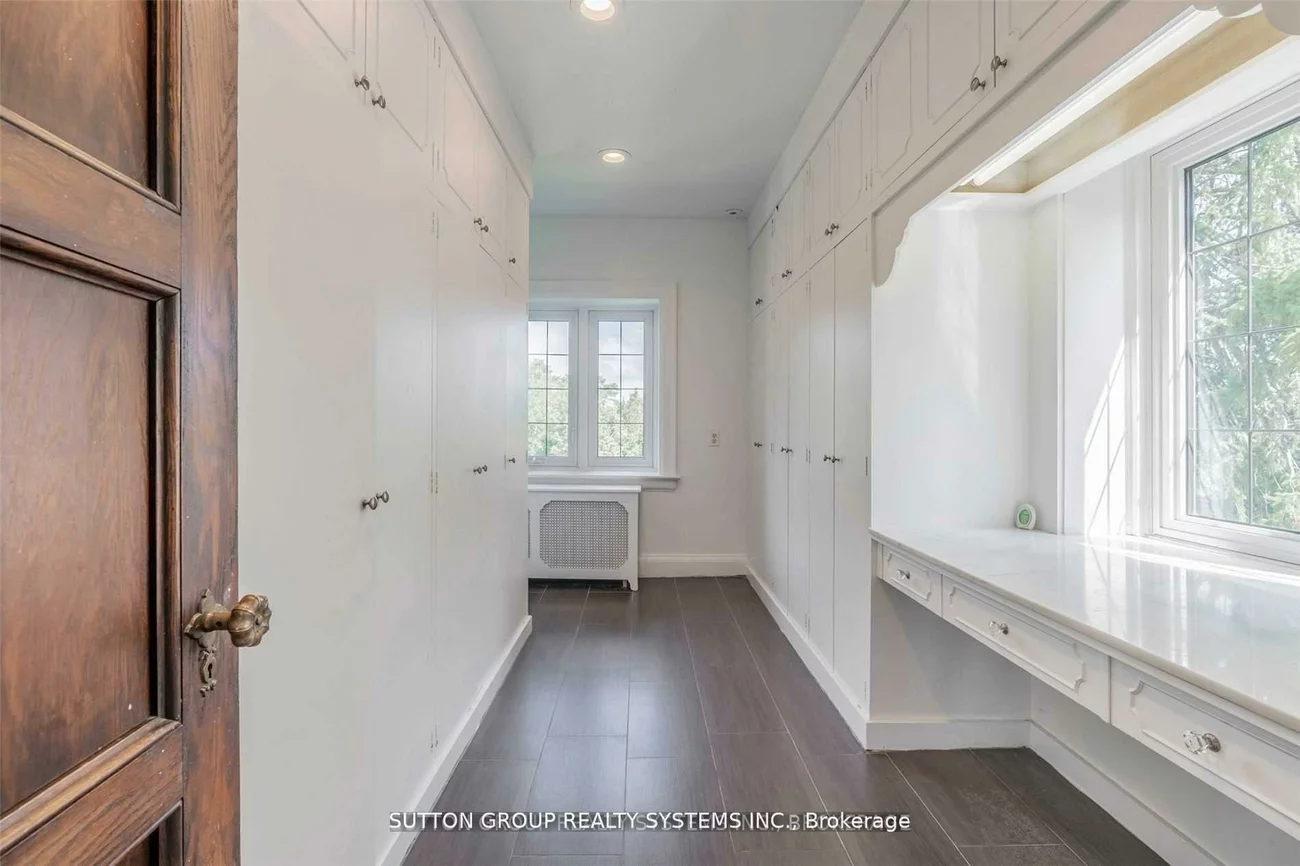 13284, Bathurst, King City, King