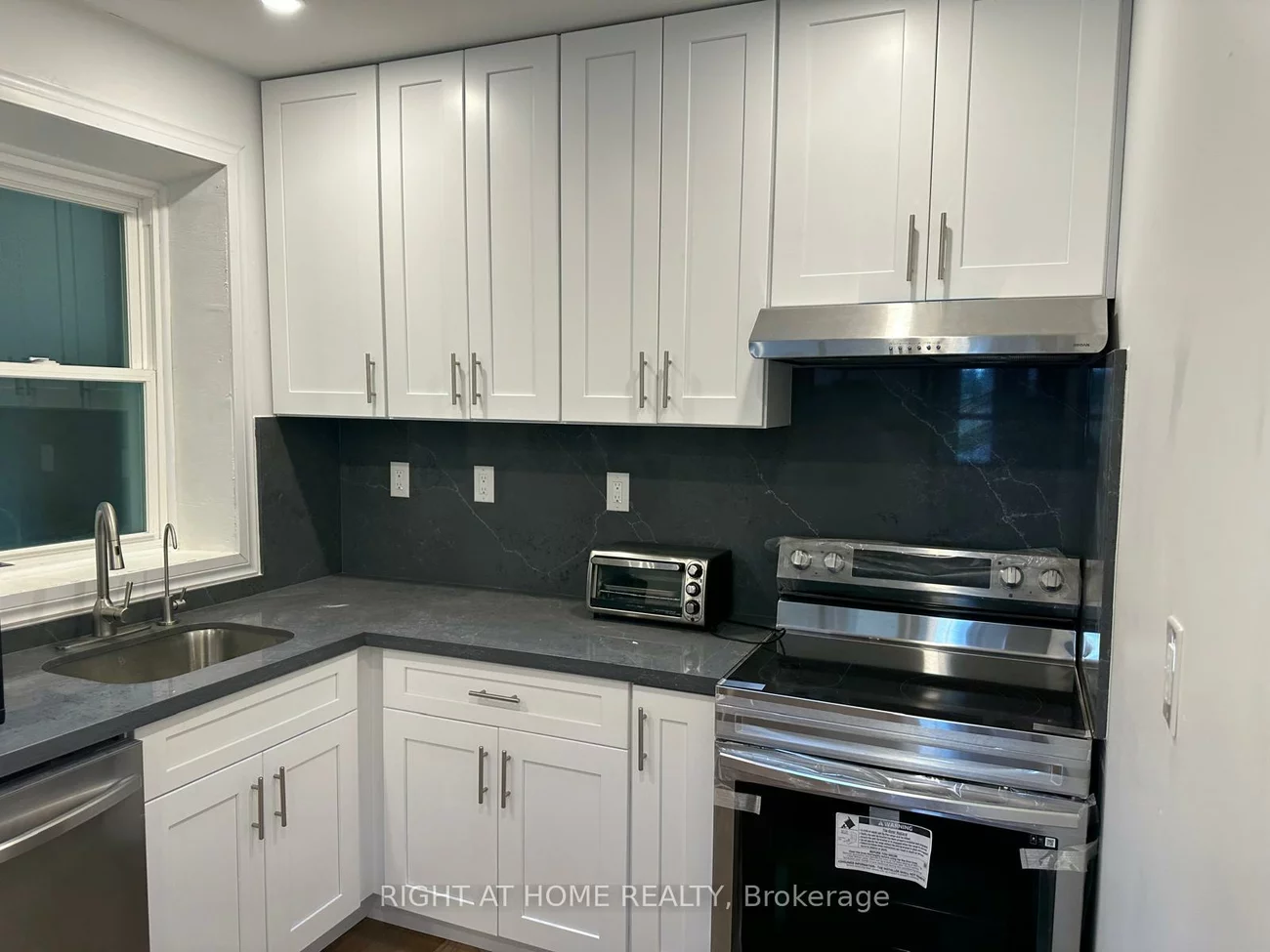 17400, 10th, Schomberg, King