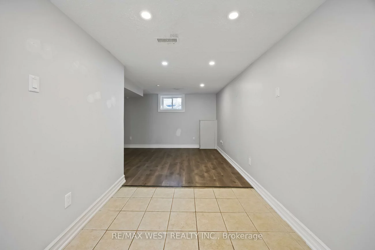 2440, King, King City, King