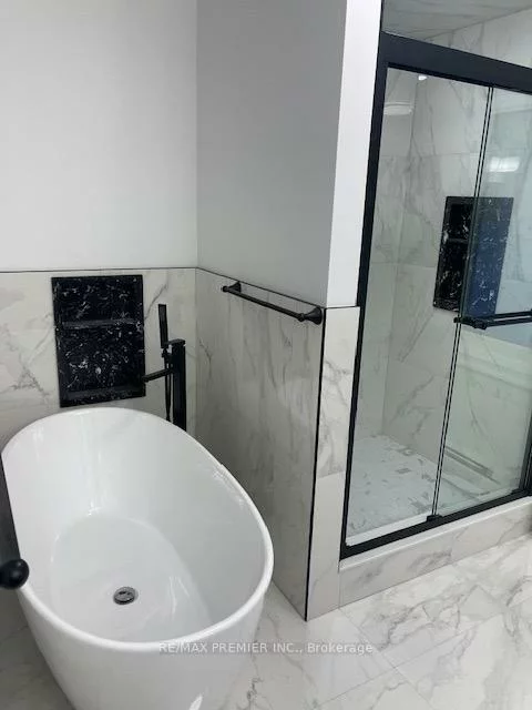 2201, 17th Side, Rural King, King