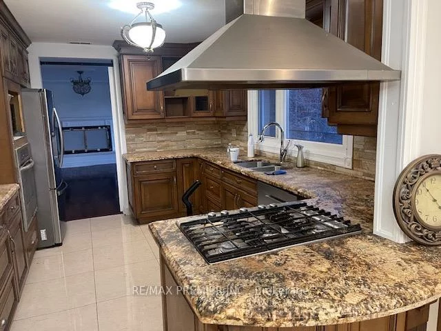 2201, 17th Side, Rural King, King