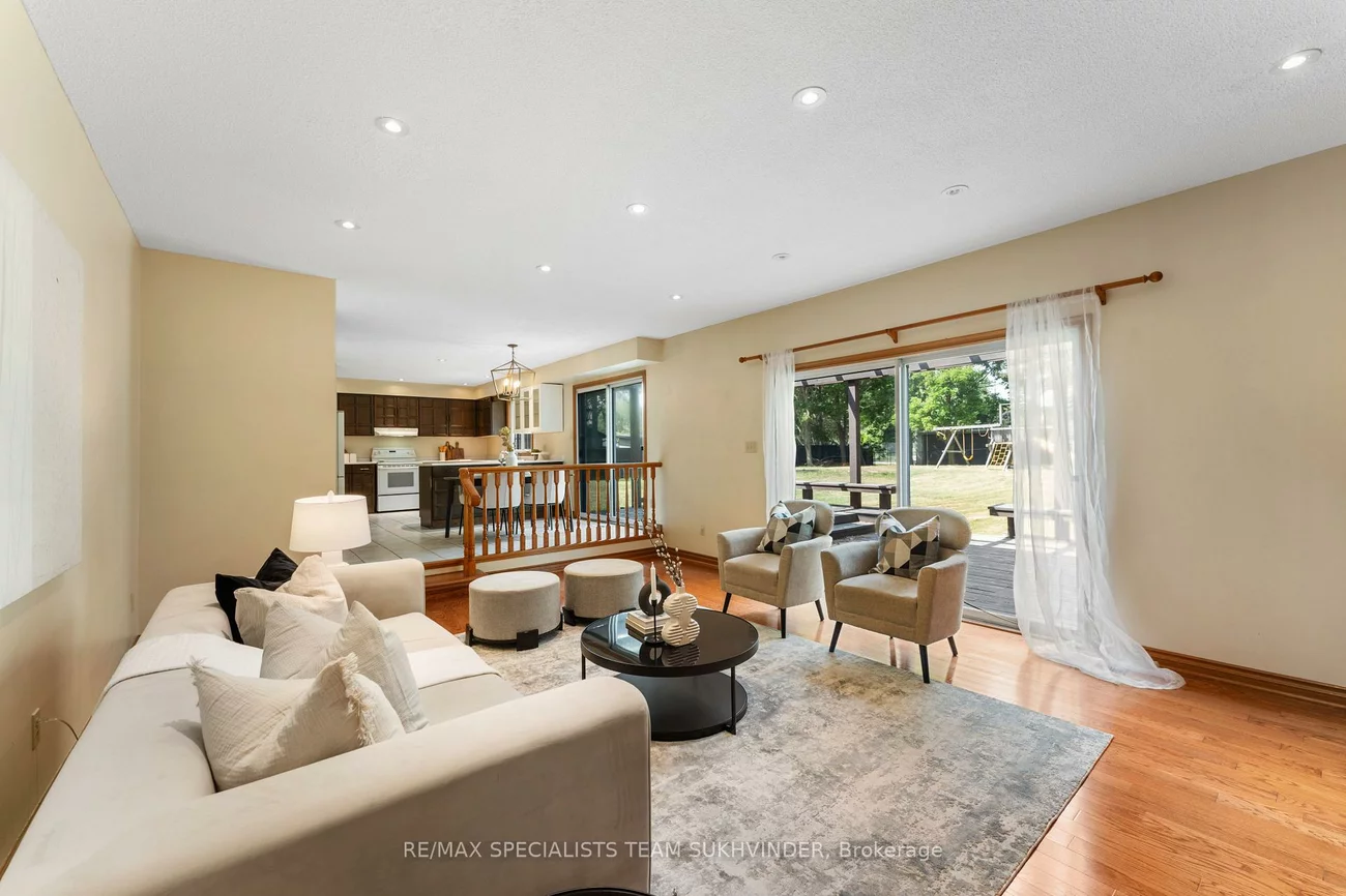 445, Warren, King City, King