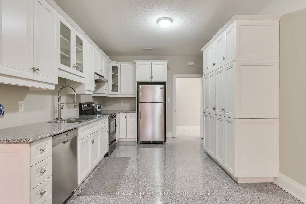 13086, Keele, King City, King