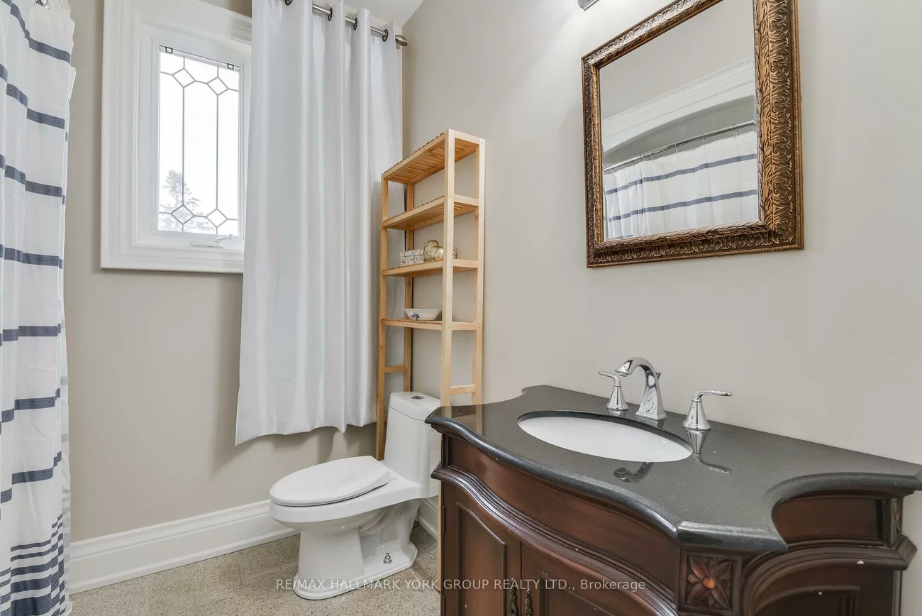 13086, Keele, King City, King