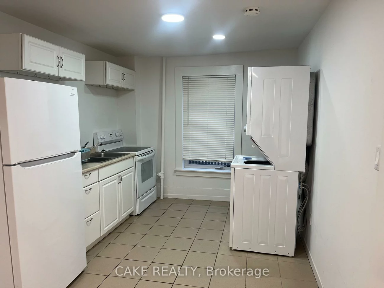 290, MAIN, Schomberg, King