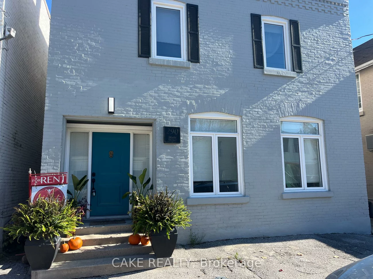 290, MAIN, Schomberg, King