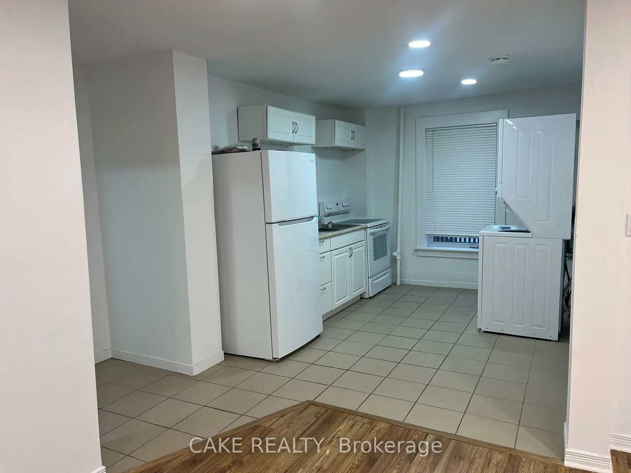 290, MAIN, Schomberg, King